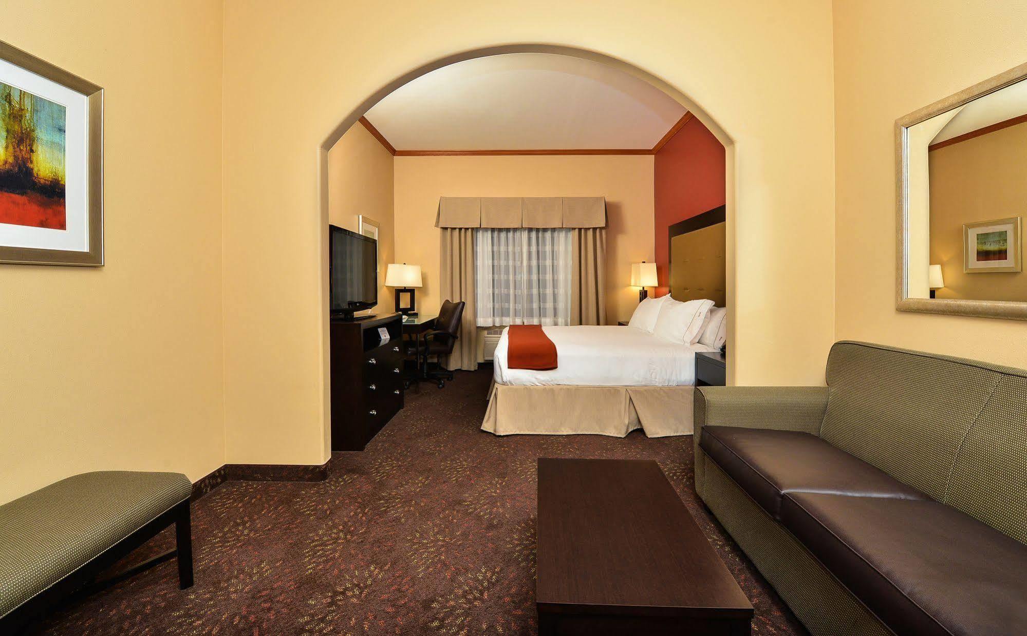Holiday Inn Express Vancouver North By Ihg Экстерьер фото